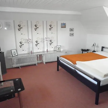 Pensjonat Zur Schoenen Aussicht 3*