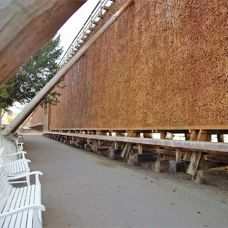 Zur Schoenen Aussicht