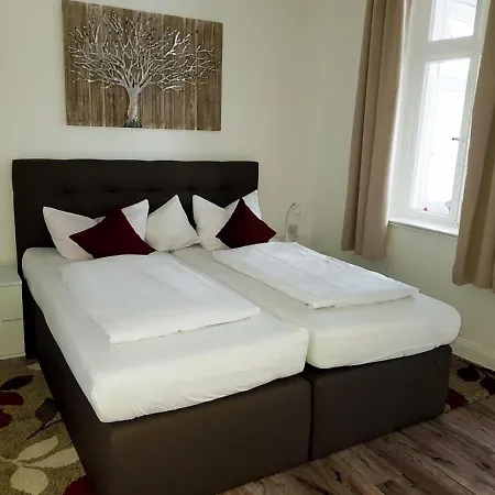 Zur Schonen Aussicht Maison d'hôtes 3*