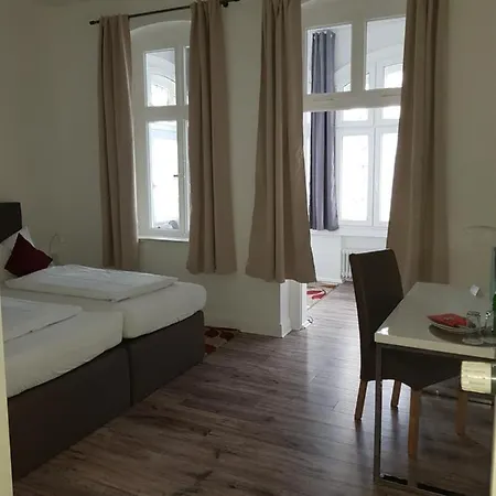 Zur Schoenen Aussicht Pensjonat