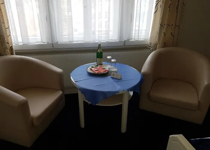 Zur Schoenen Aussicht